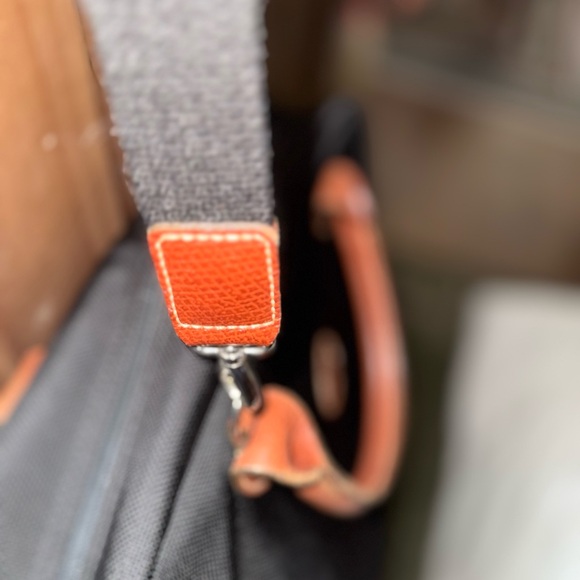 Longchamp 2 way Tote/travel bag - Picture 9 of 11